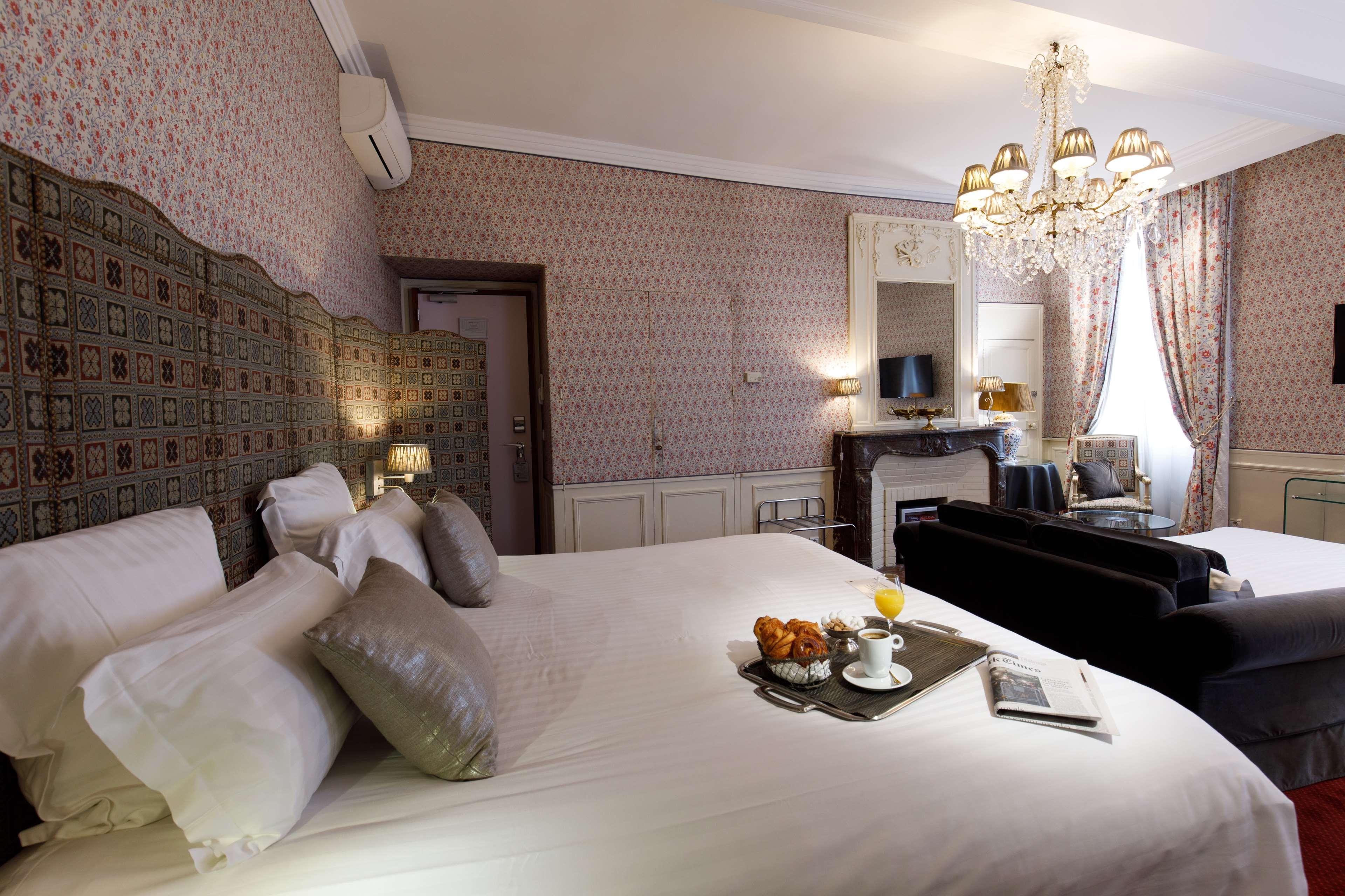 Hotel & Spa Le Grand Monarque, BW Premier Collection Chartres Exterior foto