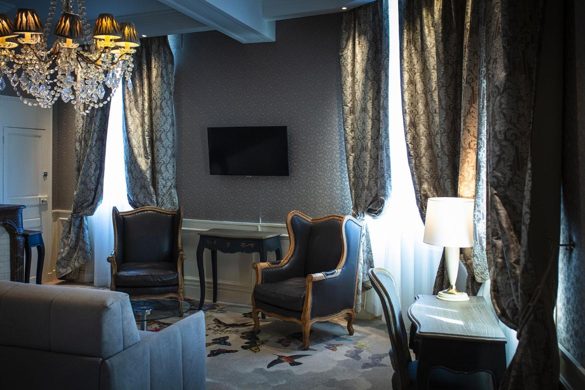 Hotel & Spa Le Grand Monarque, BW Premier Collection Chartres Exterior foto