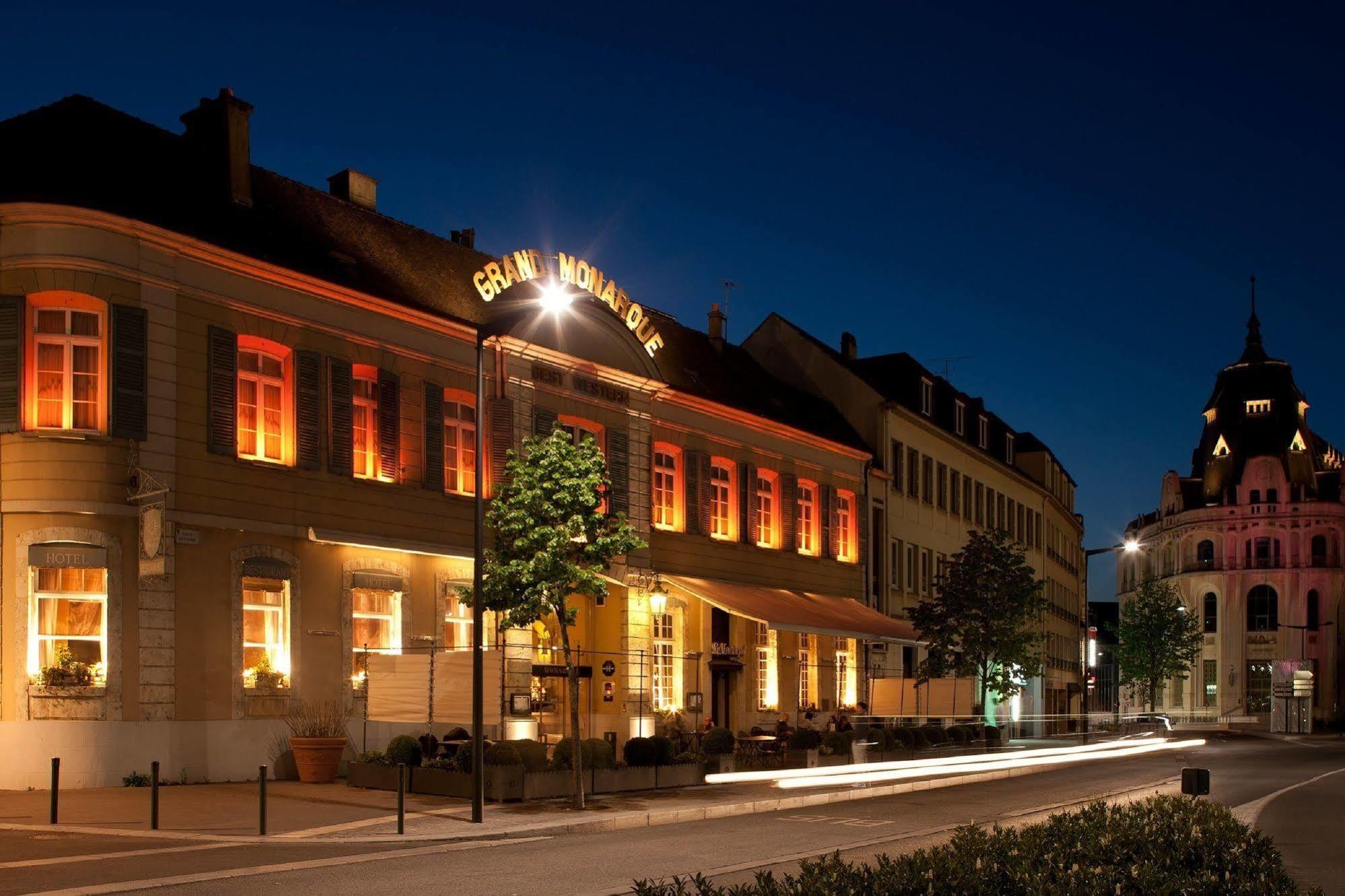 Hotel & Spa Le Grand Monarque, BW Premier Collection Chartres Exterior foto