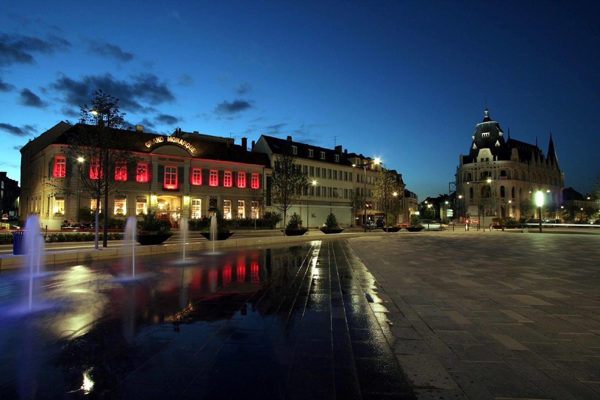 Hotel & Spa Le Grand Monarque, BW Premier Collection Chartres Exterior foto